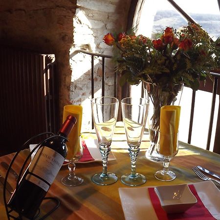 Auberge De La Halle Cordes-sur-Ciel Esterno foto