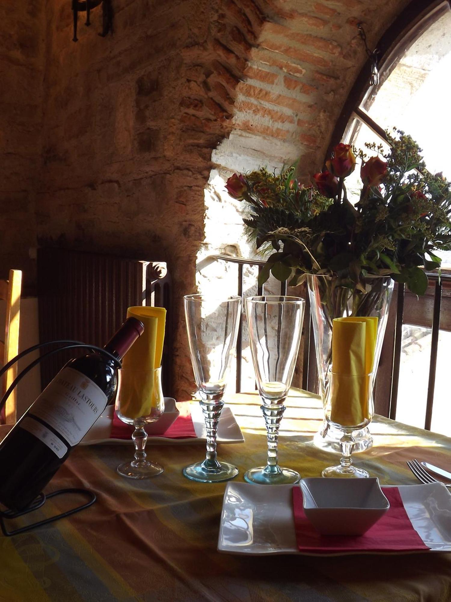 Auberge De La Halle Cordes-sur-Ciel Esterno foto