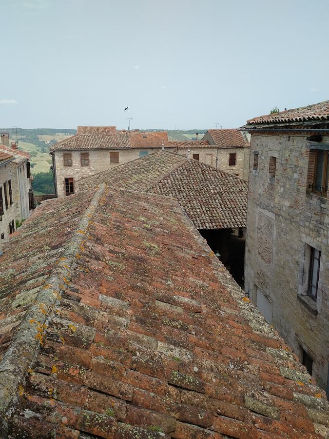 Auberge De La Halle Cordes-sur-Ciel Esterno foto