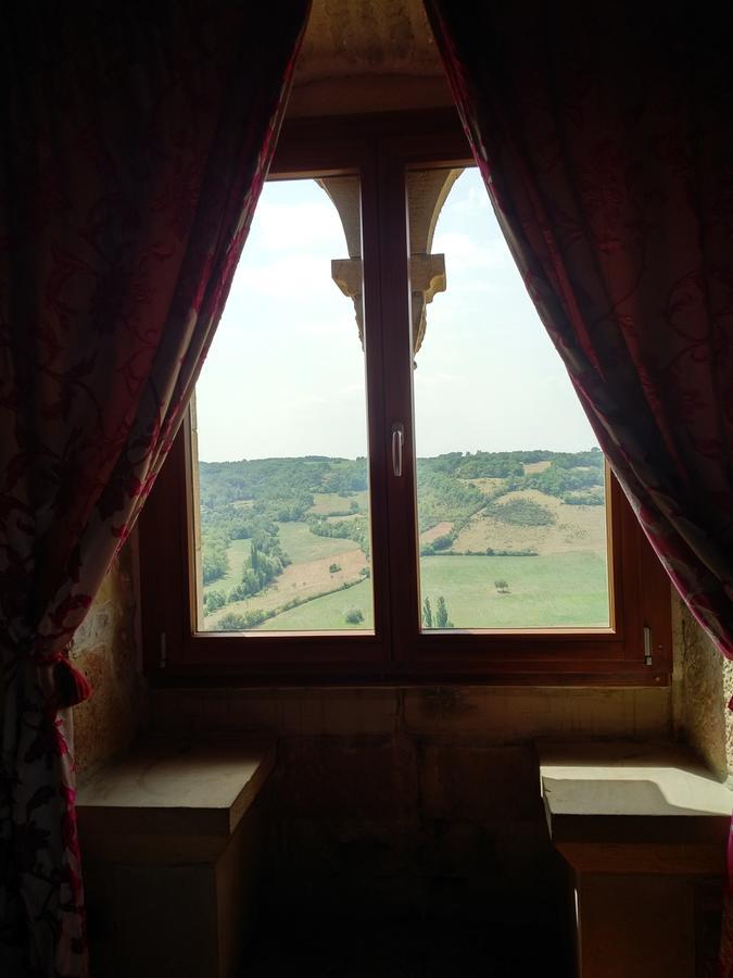 Auberge De La Halle Cordes-sur-Ciel Esterno foto