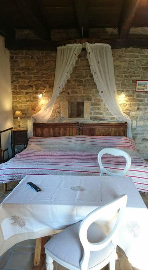 Auberge De La Halle Cordes-sur-Ciel Esterno foto
